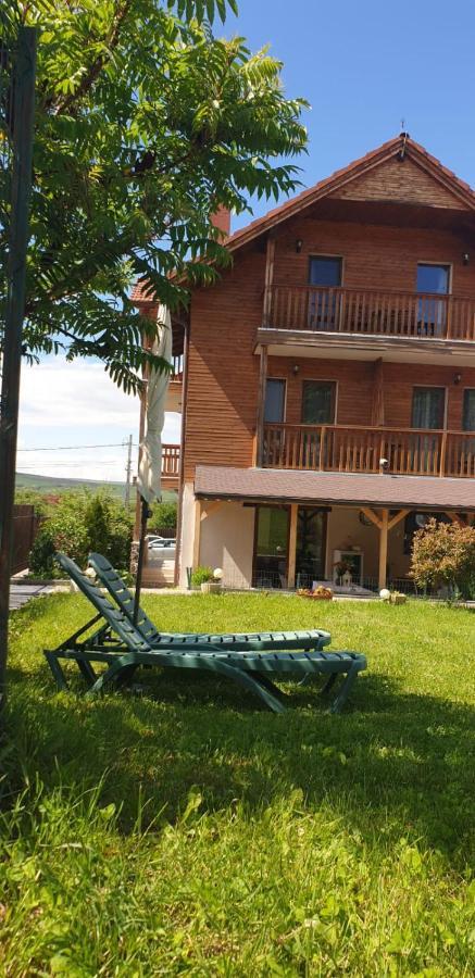 Casa Paduricea Hotel Dezmir Eksteriør billede